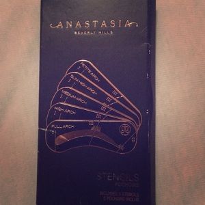 Anastasia Beverly Hills Brow Stensils